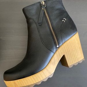 Win Over Block Heel Ankle Clog Boot